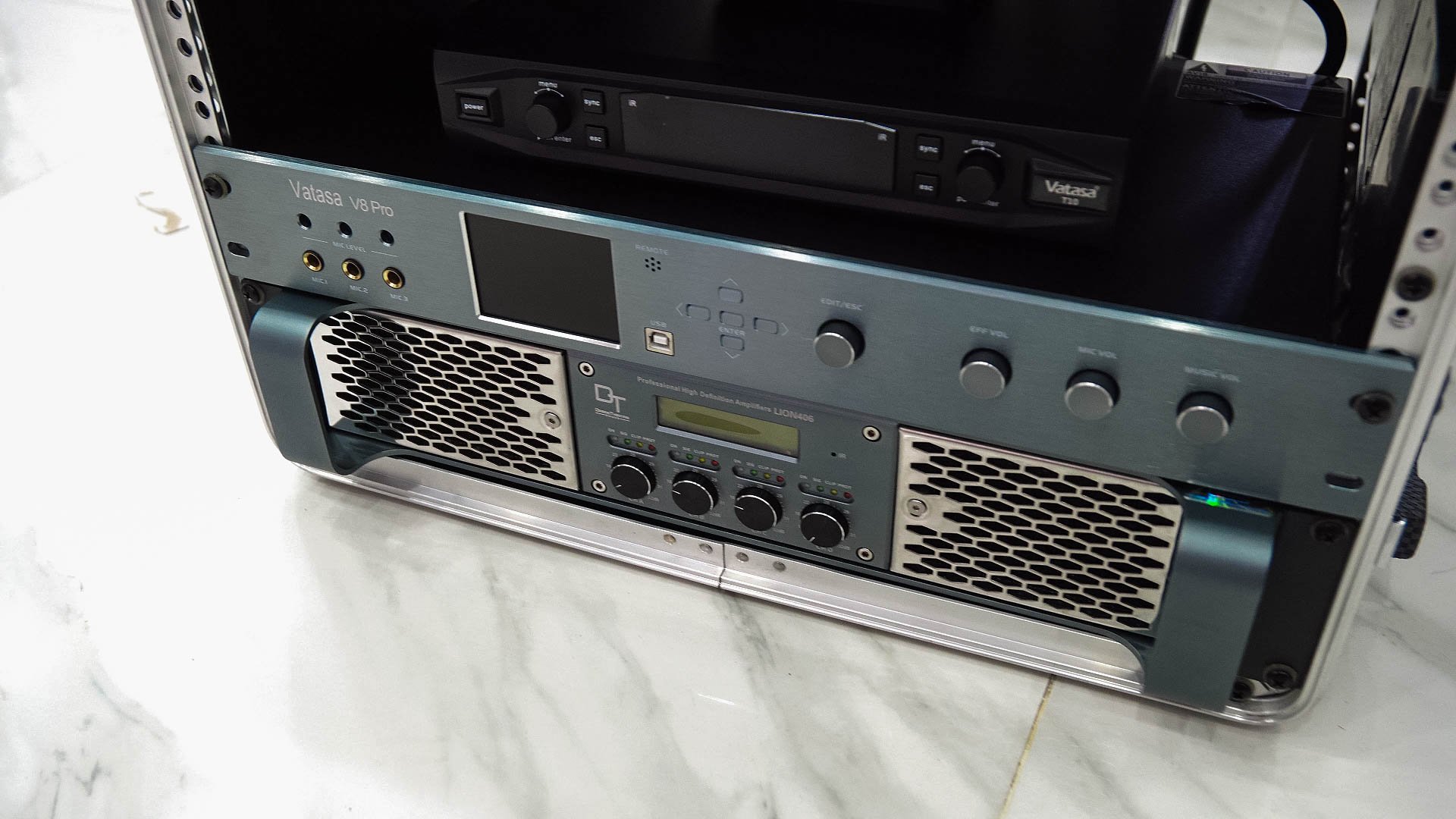 Khách hàng Khánh Đạt đánh giá về sản phẩm Dàn karaoke DT TT246: (2 DT Delta 12, Vatasa T900 New, Vatasa V8Pro, 2 DT Lion408, DT Delta115, Vatasa P9 Luxury)